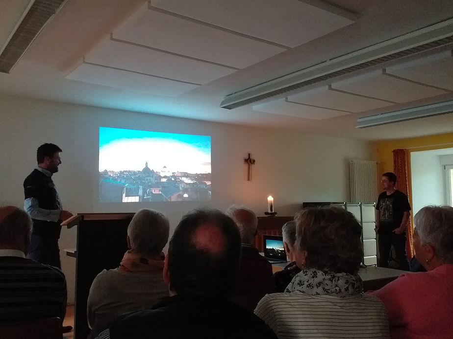 Erkundung von Heimerads Heimat Campus Galli, Beuron, Theaterabend Meßkirch